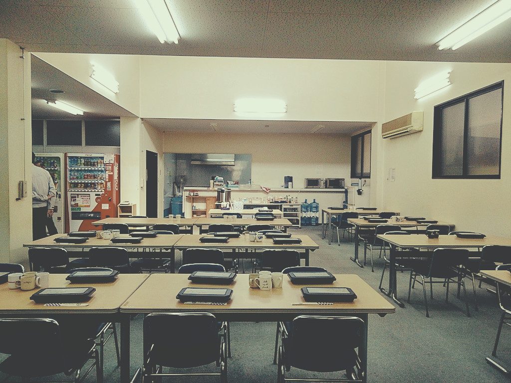 「フジヤマ技研」様にて社員食堂改装工事が始まっております;