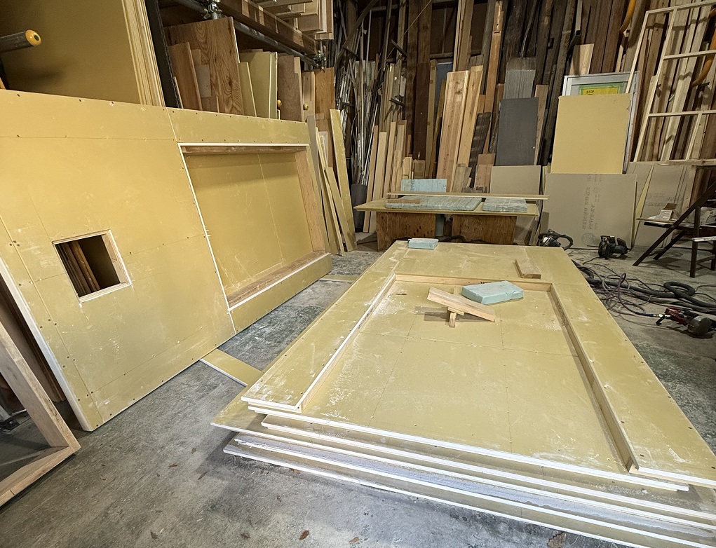 工場にてつくりもの;