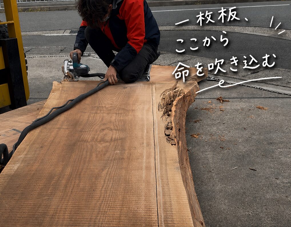 京都の路地 (先斗町）× 一枚板、なかなか無い光景;